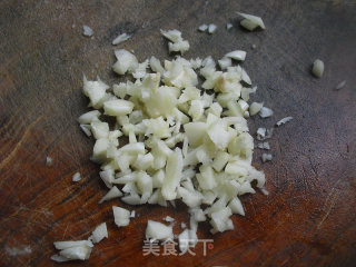 黄瓜拌海蜇头的做法步骤：4