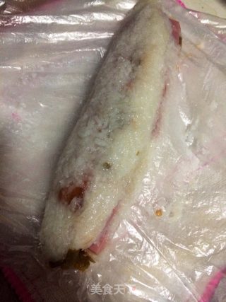 懒熊食谱—糯米包油条的做法步骤：4