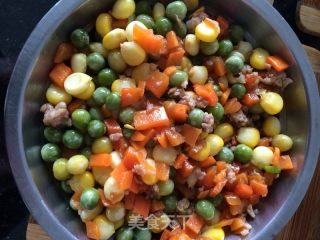 肉末豌豆玉米的做法步骤：6