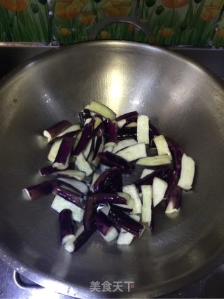 鱼香茄子的做法步骤：3