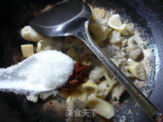 雷笋烧牛蛙的做法步骤：15