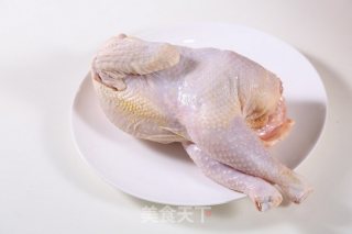 韩式参鸡汤的做法步骤：1