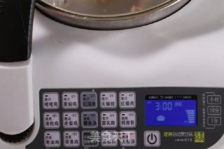 韩式参鸡汤的做法步骤：4