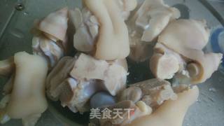 黄豆猪蹄汤的做法步骤：2