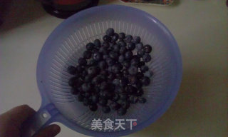 蓝莓焖五花肉的做法步骤：3