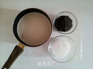 黑芝麻奶酪布丁 【甜品也可以很养生】的做法步骤：1