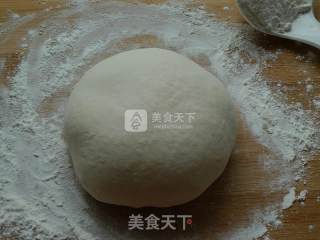 韭菜盒子----初春食韭正当时（附盒子花边的详细包法）的做法步骤：12
