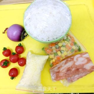 培根番茄焗饭的做法步骤：1