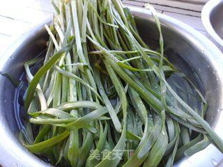 韭菜鸡蛋饺子的做法步骤：3