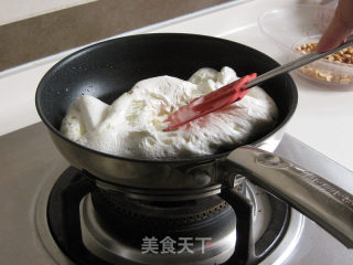 原味花生牛轧糖的做法步骤：6