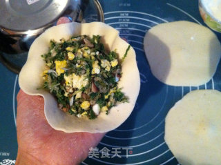 荠菜鸡蛋豆渣馅饼的做法步骤：11