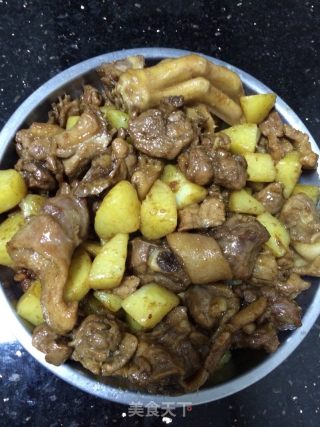 土豆焖鸭的做法步骤：10