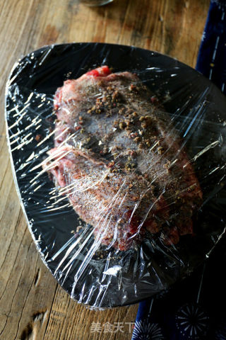 健康至上的私家酱牛肉的做法步骤：4