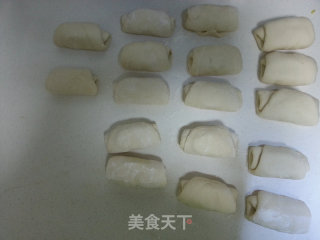香肠卷的做法步骤：6