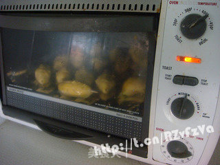 美味榴莲酥的做法步骤：17