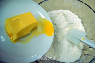 德普烤箱食谱之司康饼的做法步骤：2