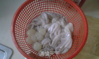 辣白菜炒章鱼的做法步骤：2