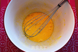 香酥芝麻蛋卷的做法步骤：1