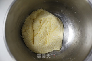 椰蓉面包卷（烤箱烤面包卷的方法）的做法步骤：7