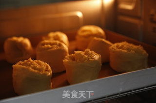 椰蓉面包卷（烤箱烤面包卷的方法）的做法步骤：11