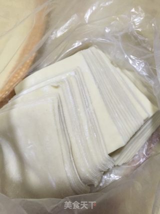 虾仁猪肉馅馄饨的做法步骤：2