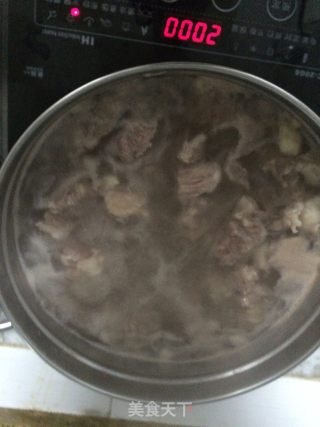 土豆炖牛肉的做法步骤：5