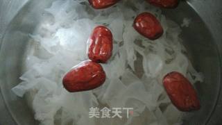 木瓜银耳羹的做法步骤：1