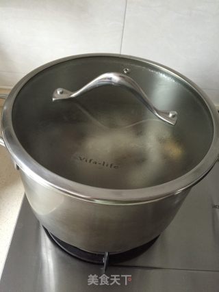 竹荪厚百叶老鸭汤的做法步骤：9