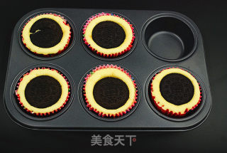 奥利奥乳酪杯子蛋糕的做法步骤：11