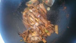 酱香蘑菇的做法步骤：5
