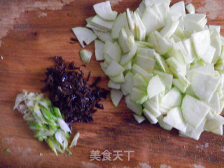 清炒西葫芦的做法步骤：3