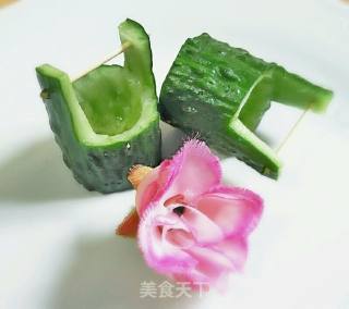 黄瓜木桶（菜品雕刻）的做法步骤：10