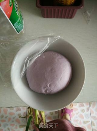 双色水饺的做法步骤：3
