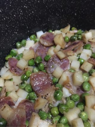 香肠焖饭的做法步骤：10