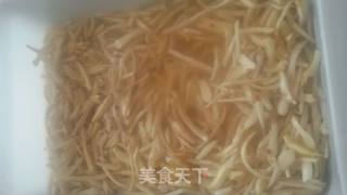 朝鲜族拌桔梗的做法步骤：1