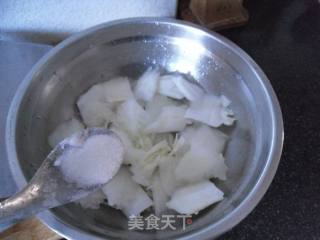醋熘脆白菜的做法步骤：2