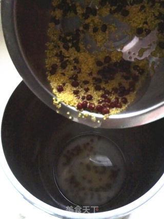 红豆燕麦小米糊的做法步骤：3