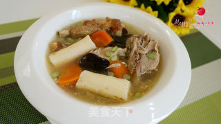 山药胡萝卜鸭架汤的做法步骤：6
