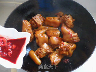 腐乳猪蹄炖花生的做法步骤：9