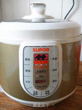 腐乳猪蹄炖花生的做法步骤：12