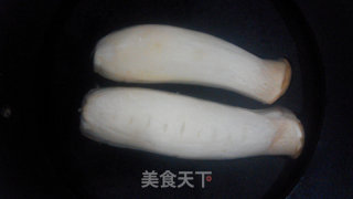 杏鲍菇拌黄瓜的做法步骤：2