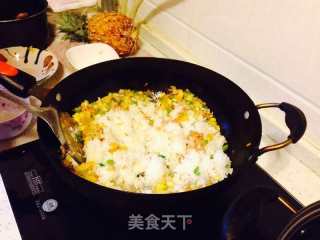 马苏里拉奶酪焗五彩菠萝饭的做法步骤：7