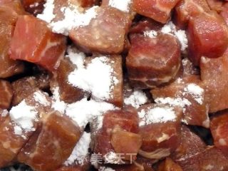 骰子牛炒玉米 ★口口牛排 2的做法步骤：3