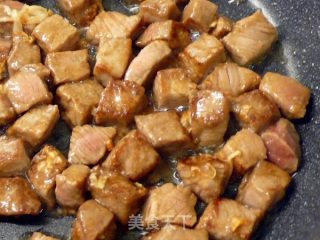 骰子牛炒玉米 ★口口牛排 2的做法步骤：6