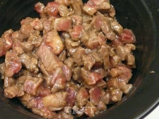 孜然牛丁炒甜豆  ★口口牛排 3的做法步骤：4