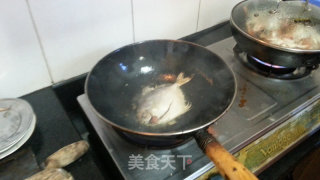 红烧野生鲳鱼的做法步骤：3