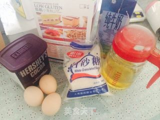 巧克力戚风蛋糕的做法步骤：1