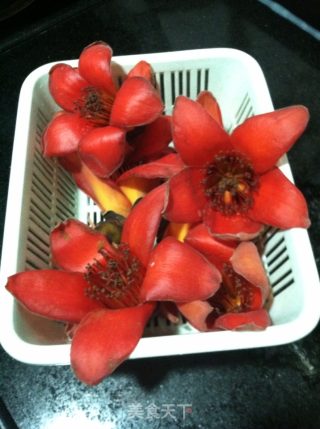 木棉花肠仔包的做法步骤：1