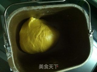 木棉花肠仔包的做法步骤：4