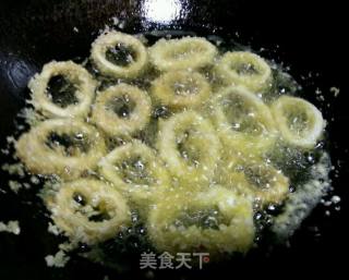 酥脆鱿鱼圈的做法步骤：5